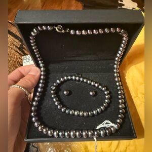 Elegant Black Pearl Jewelry Set